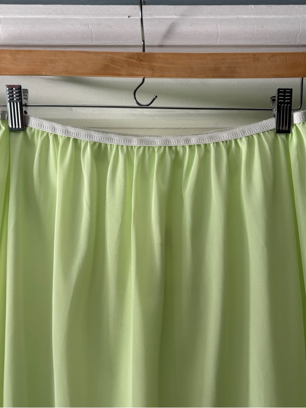 Vintage Pastel Green Lace Trim Half Slip Size XL - Picture 8 of 13